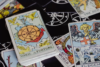 Significado da carta Roda da Fortuna no Tarot: no amor, trabalho e mais!